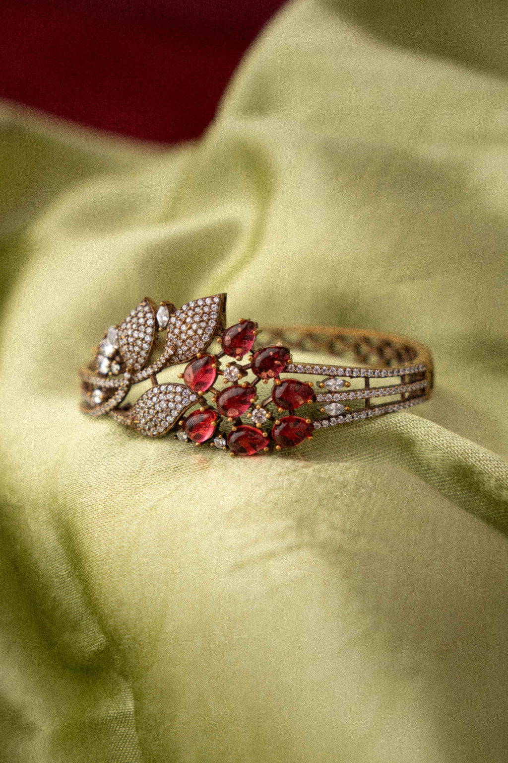 Gulnaar Bracelet